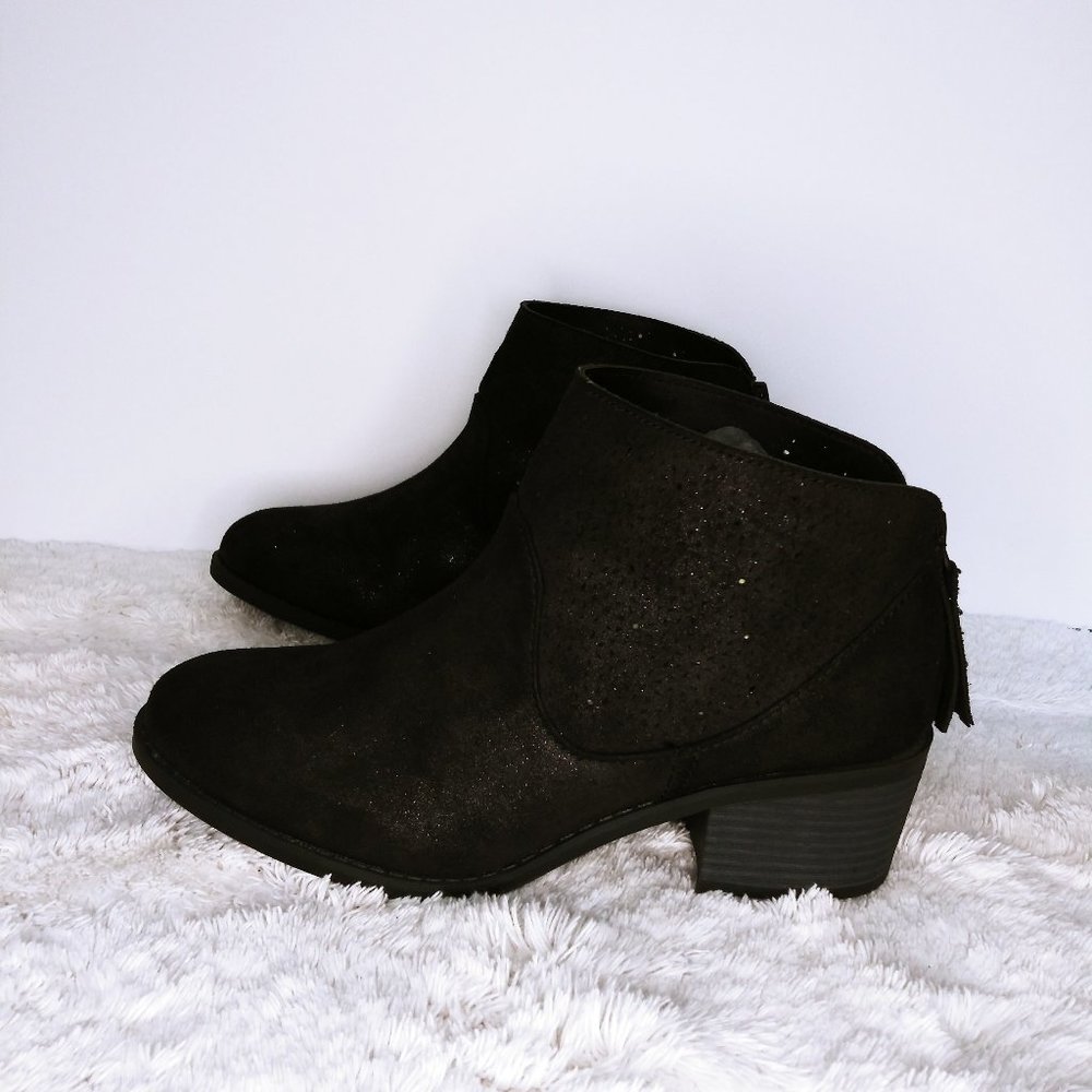 Art Class Booties - image 1